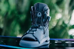 Liquid Force 2025 Transit 6R Bindings
