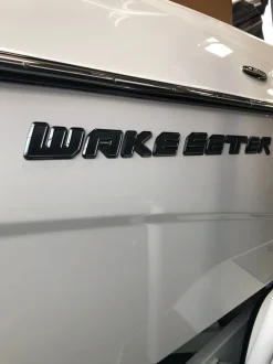 Malibu Wakesetter Hull Decal, 32