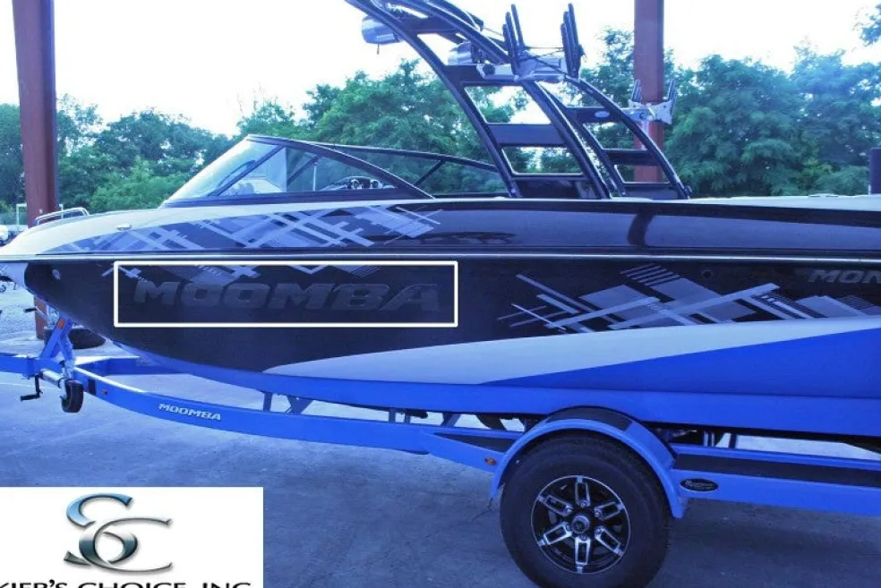 Moomba Black Chrome, Hull Decal (114140)